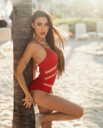 Escort Ibiza - AGUSTINA - Ibiza Tops